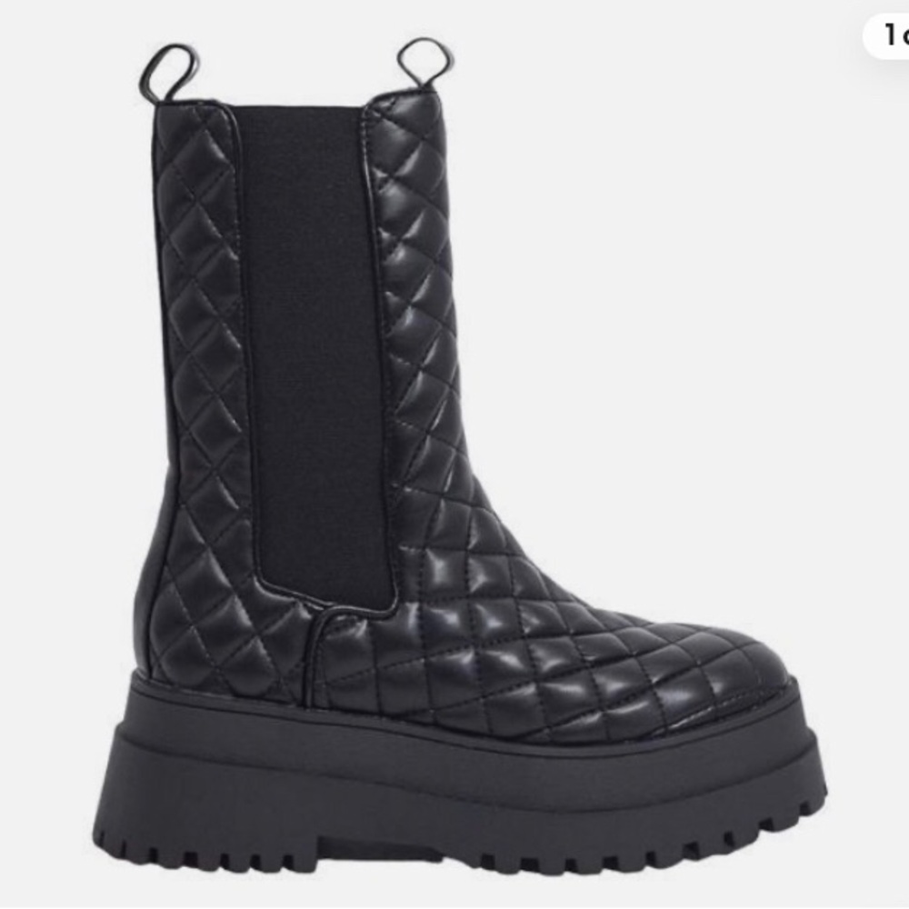 Public Desire Black Quilted Adult Boots - Picture 3 of 4